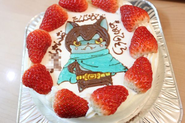 キャラクターケーキで誕生日祝い！